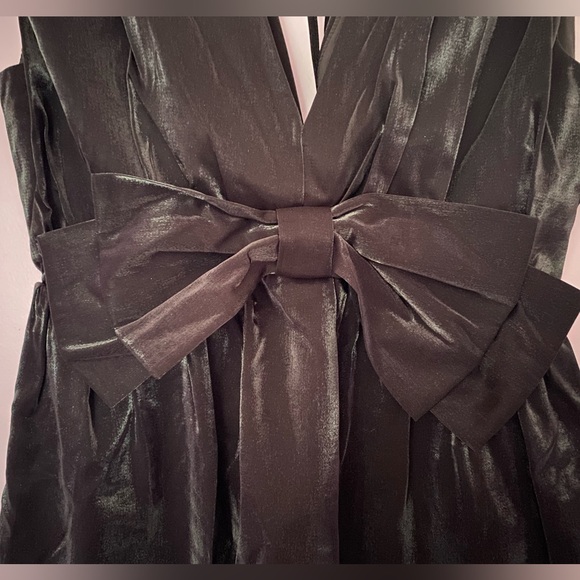 Entro Brand, black shimmer party dress with large Bow..size Medium…NWOT - Picture 3 of 5